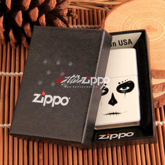 Bật lửa Zippo in hình mặt chú hề