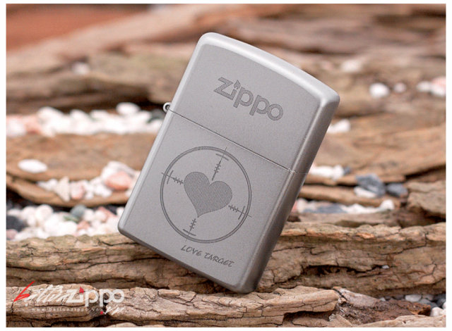 Bật lửa Zippo phiên bản LOVE TARGET