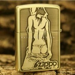 Bật lửa Zippo chất liệu đồng khắc hình cô gái sexy - Mã SP: ZPC0025