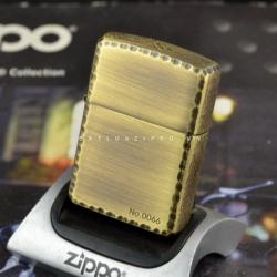 Bật lửa Zippo chính hãng đồng xước khắc cá chép bên sườn - Mã SP: ZPC0041