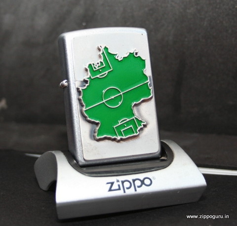 Bật lửa Zippo chính hãng với dòng bóng đá 11