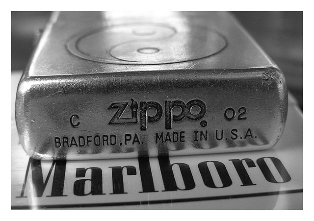 Bật lửa zippo chính hãng bật lửa với dòng zippo malboro 4